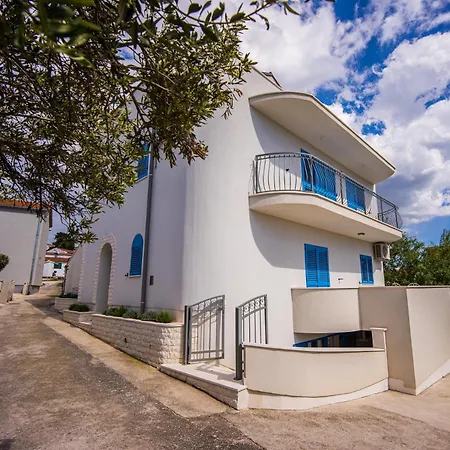 Kampanel 아파트 *